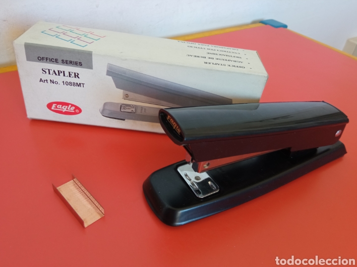 Escriban&iacute;a: GRAPADORA OFICINA (16 CM) EAGLE 90S.NUEVA EN CAJA. - Foto 1