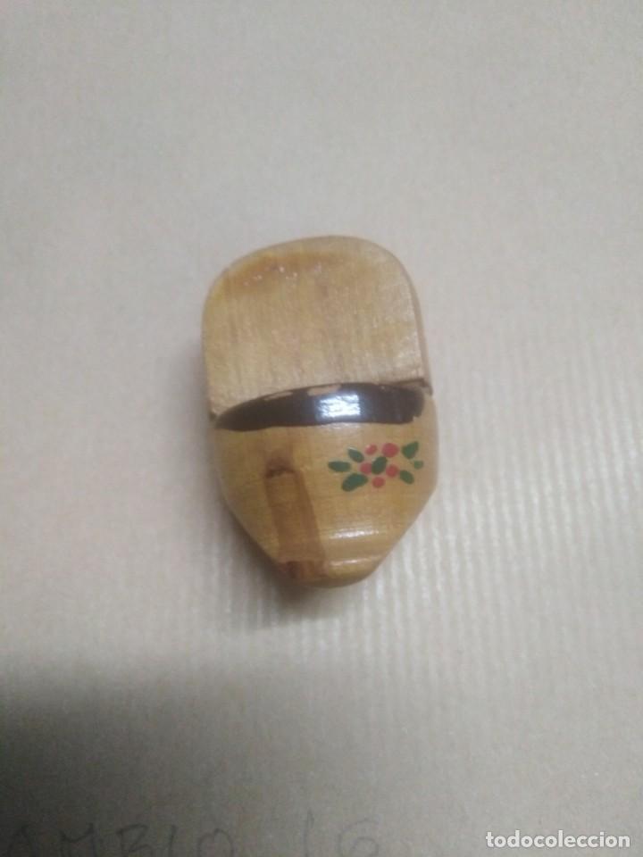 Escriban&iacute;a: Sacapuntas de madera con forma de zueco - Foto 3
