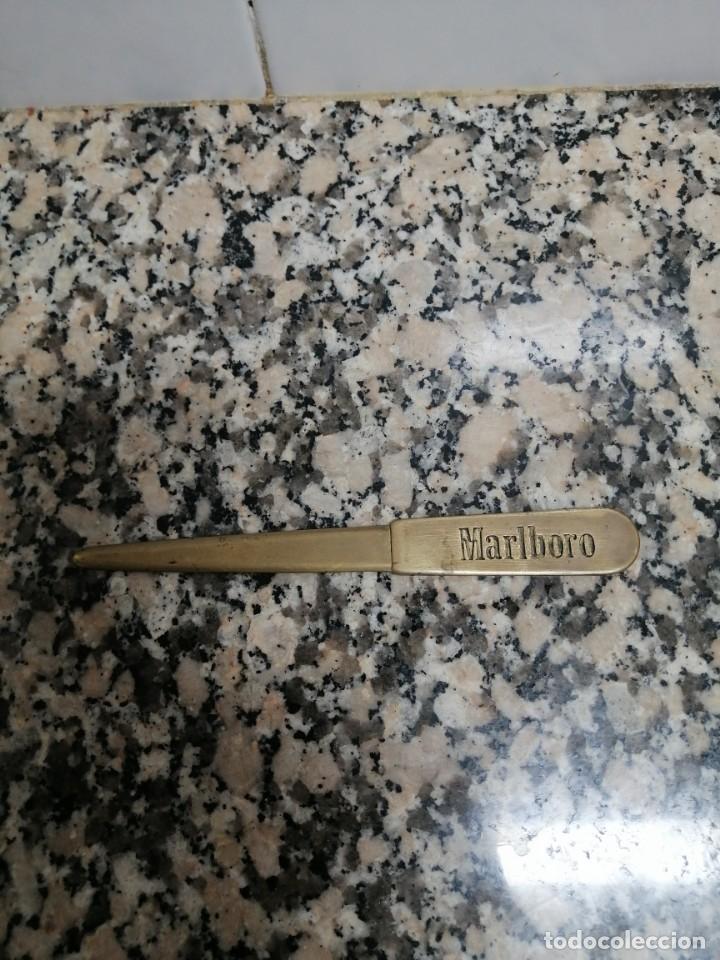Escriban&iacute;a: ABRECARTAS TABACO MARLBORO - Foto 1