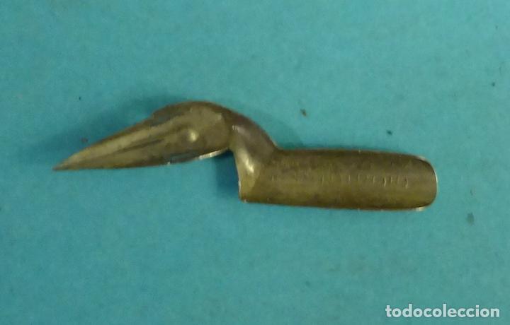 Escriban&iacute;a: PLUMILLA MARCA E.S. PERRY IRIDINOID MODELO 565EF ENGLAND - Foto 2
