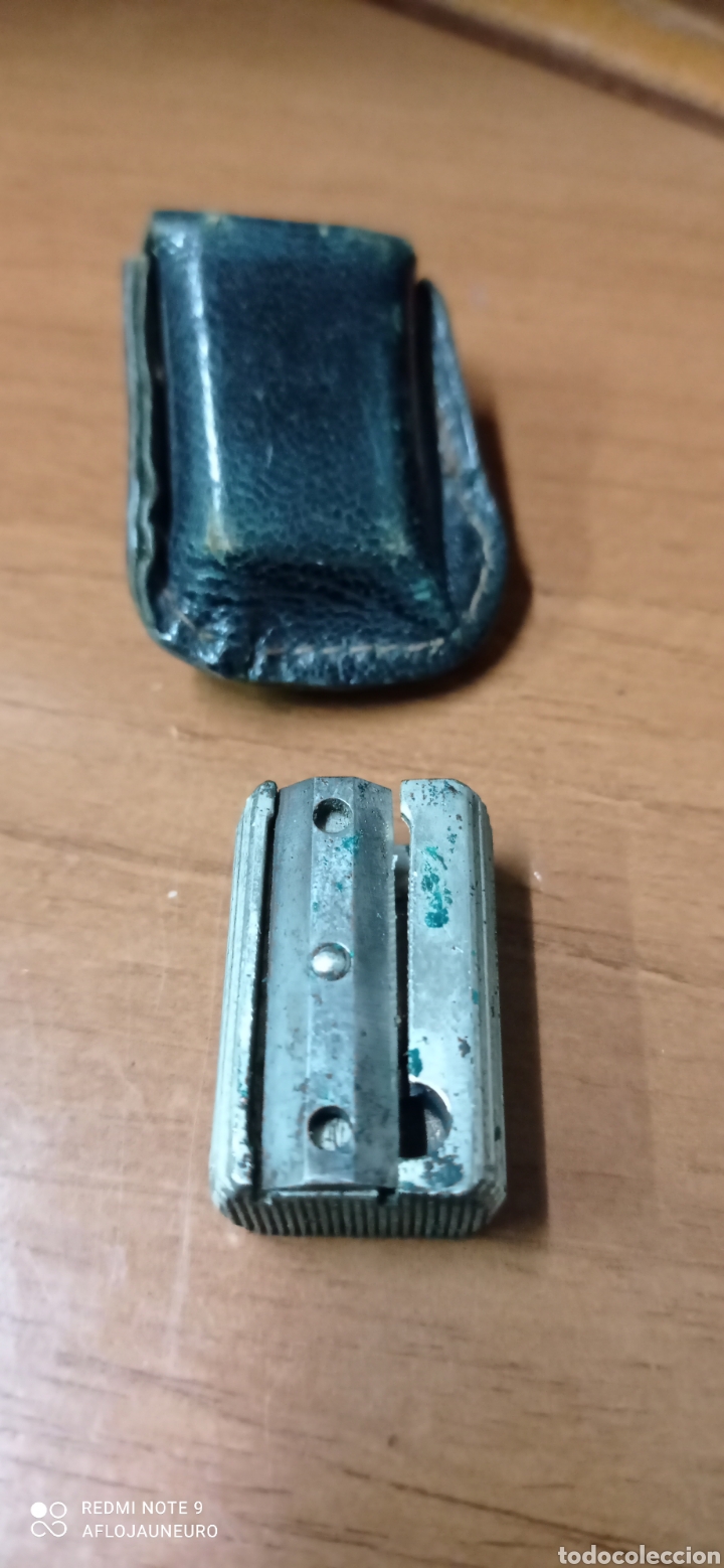 Escriban&iacute;a: Antiguo sacapuntas CASCO con su funda original - Foto 4