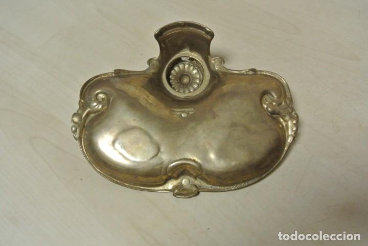 Escriban&iacute;a: TINTERO EN BRONCE ADORNADO CON FLORES - Foto 3