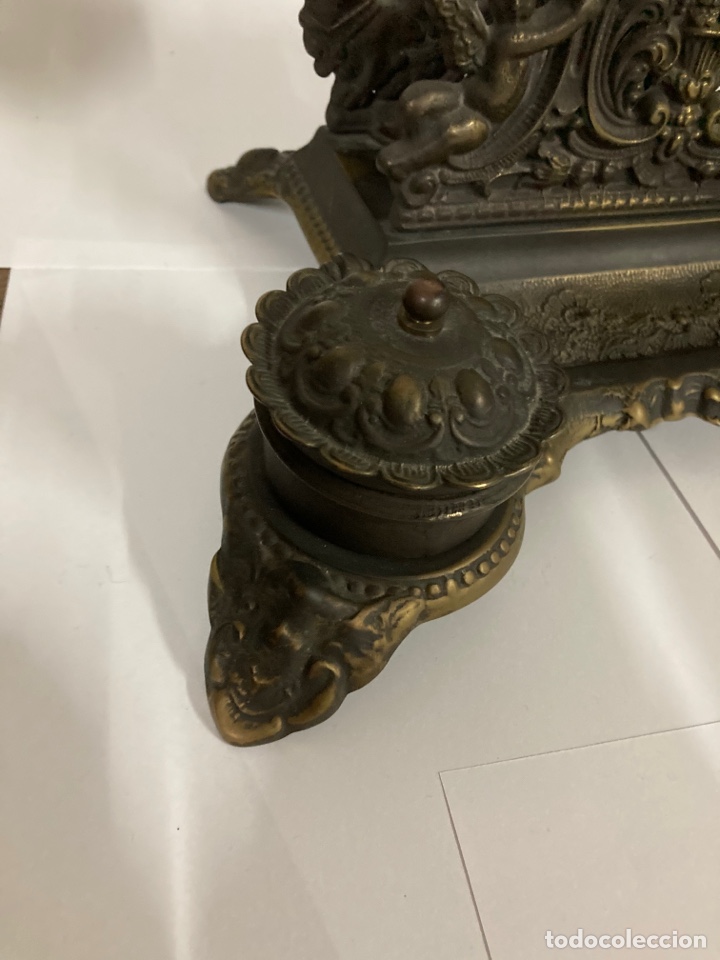 Escriban&iacute;a: Escriban&iacute;a de bronce antiguo de dos tinteros - Foto 5