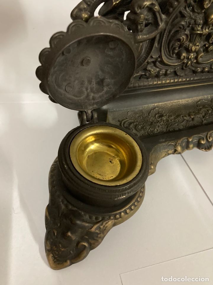 Escriban&iacute;a: Escriban&iacute;a de bronce antiguo de dos tinteros - Foto 6