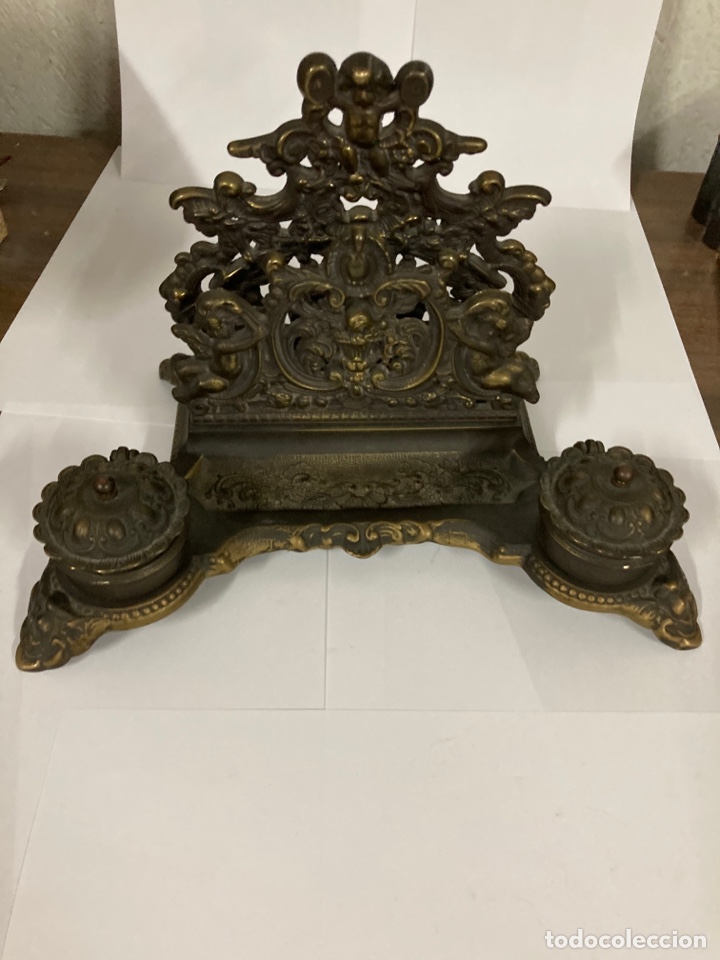 Escriban&iacute;a: Escriban&iacute;a de bronce antiguo de dos tinteros - Foto 1