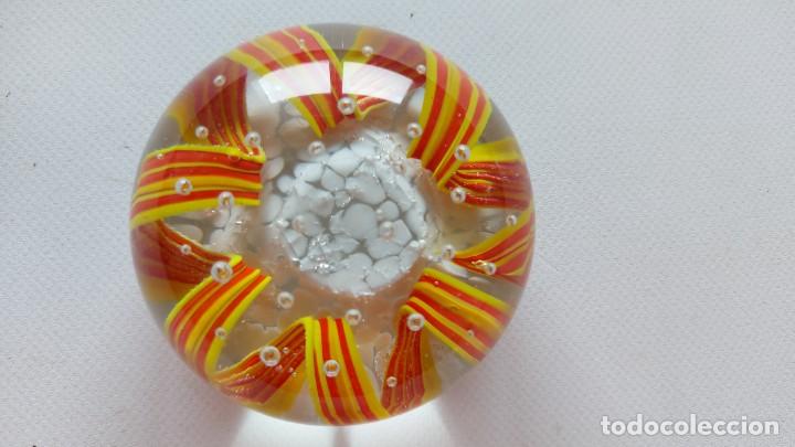 Escriban&iacute;a: PISAPAPELES DE CRISTAL - Foto 1