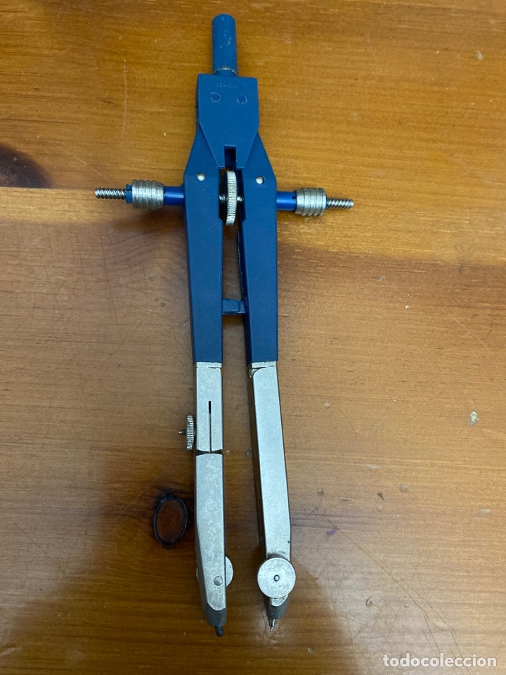 Escriban&iacute;a: Compas staedtler azul y acero - Foto 1