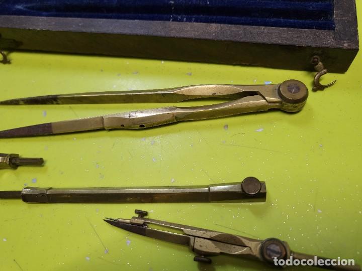 Escriban&iacute;a: ANTIGUO COMPAS METALICO EN CAJA - Foto 3