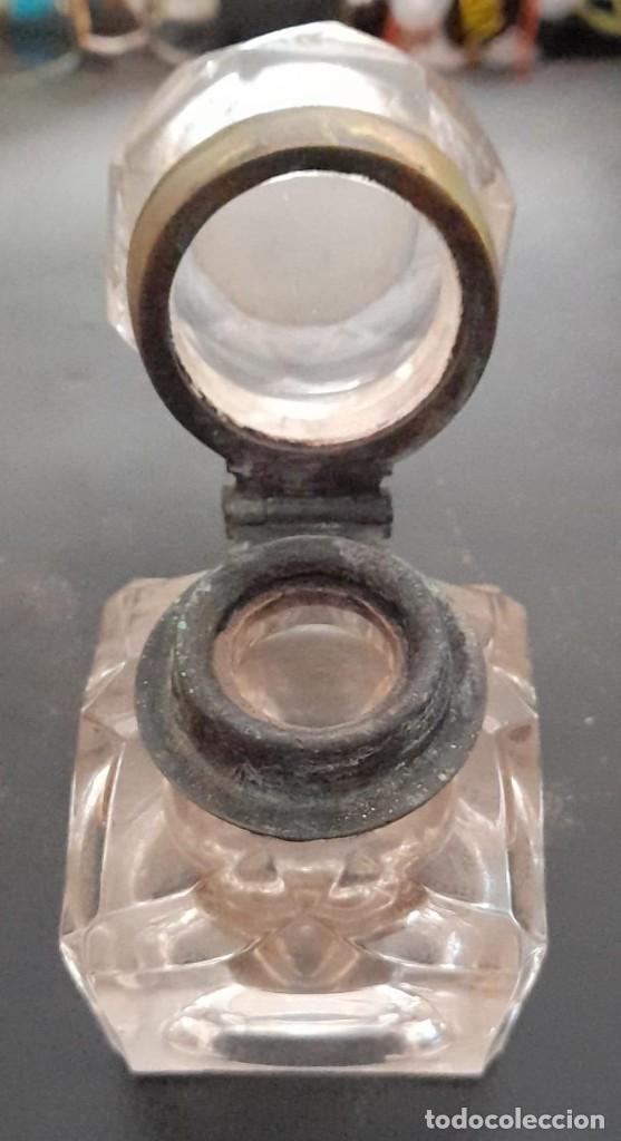 Escriban&iacute;a: ANTIGUO TINTERO DE CRISTAL Y METAL - Foto 1