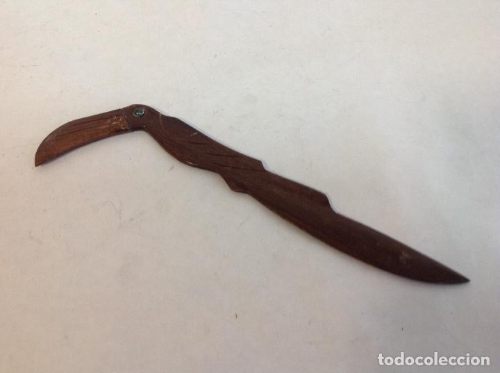 Escriban&iacute;a: Abrecartas de madera tropical - Foto 1