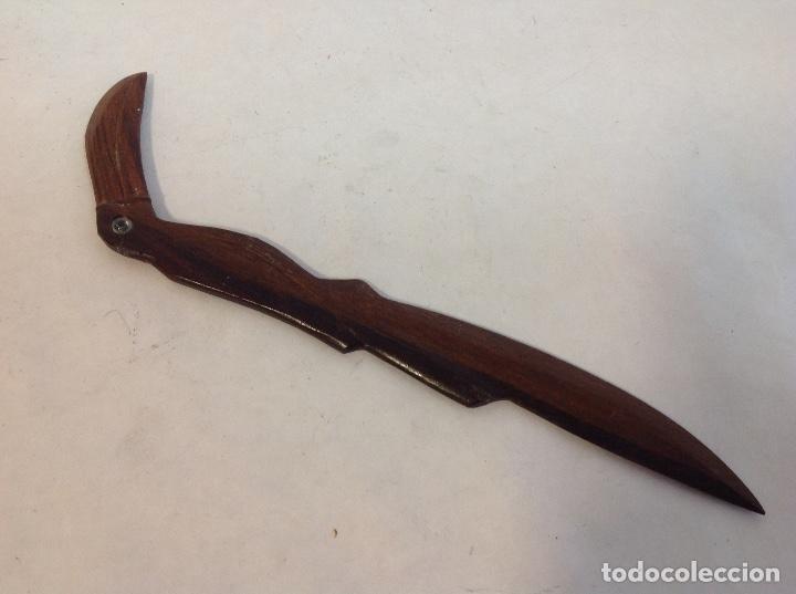 Escriban&iacute;a: Abrecartas de madera tropical - Foto 2