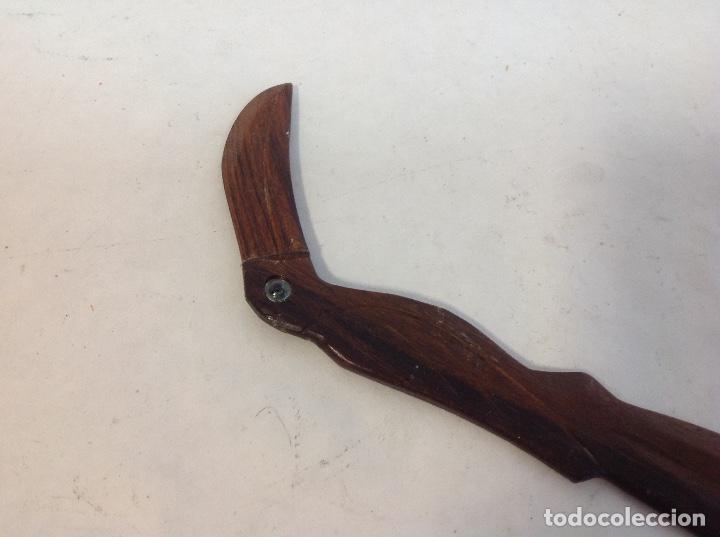 Escriban&iacute;a: Abrecartas de madera tropical - Foto 3