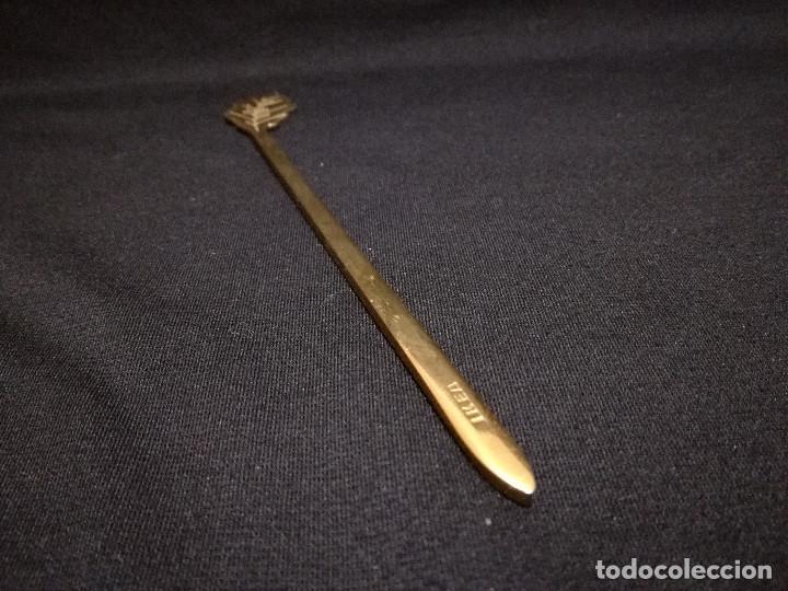 Escriban&iacute;a: ABRECARTAS DE HIERRO DORADO - PLUMA IKEA - Foto 6