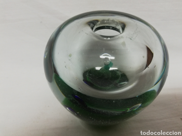 Escriban&iacute;a: PISAPAPELES EN CRISTAL CON ORIFICIO. VERDE. - Foto 3