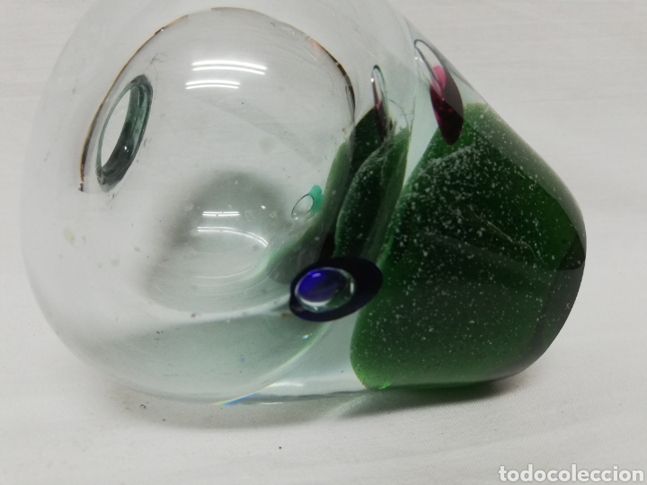 Escriban&iacute;a: PISAPAPELES EN CRISTAL CON ORIFICIO. VERDE. - Foto 1