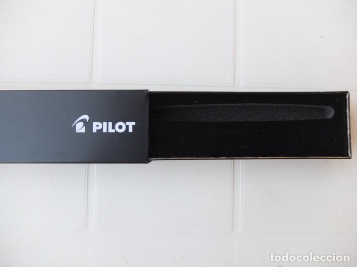 Escriban&iacute;a: Lote de cajas y fundas para plumas. - Foto 10