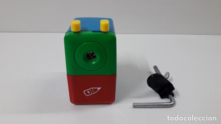 Escriban&iacute;a: SACAPUNTAS DE MESA ESTUDIO - Foto 1
