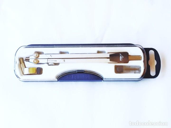 Escriban&iacute;a: ESTUCHE COMPAS ARTES ITALIA - Foto 1