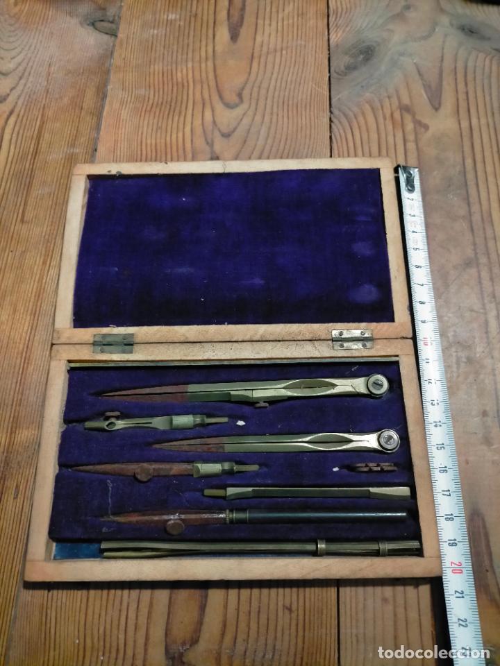Escriban&iacute;a: Caja de madera con lote de compases comp&aacute;s t&eacute;cnico de metal antiguo complementos - Foto 2