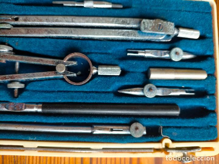 Escriban&iacute;a: Comp&aacute;s profesional de precisi&oacute;n de metal plateado con caja y complementos puntas Stilus - Foto 7