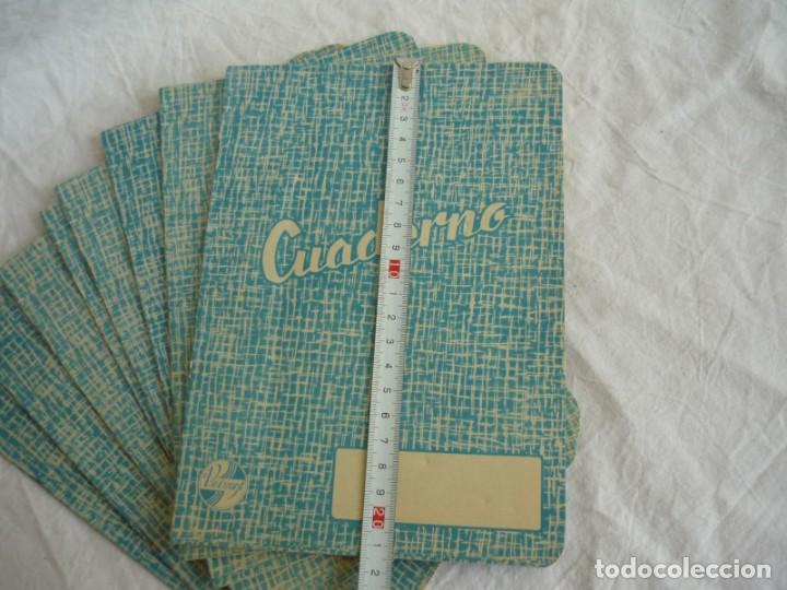 Escriban&iacute;a: 8 cuadernos de cuadrados Velsant, sin usar - Foto 2
