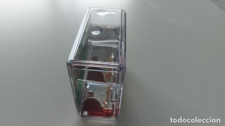 Escriban&iacute;a: PISAPAPELES BAR&Ccedil;A - Foto 3