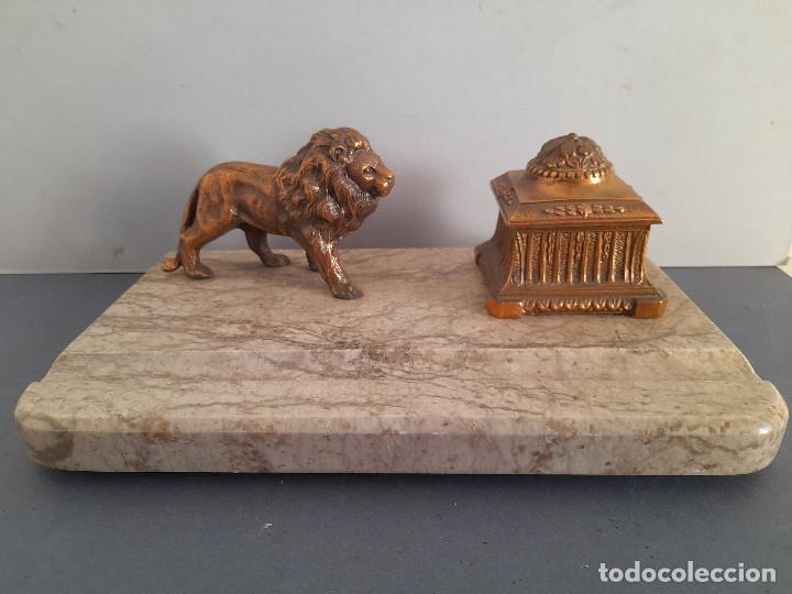 Escriban&iacute;a: escribania de marmol con tintero y leon (26x16cm aprox de base) - Foto 6