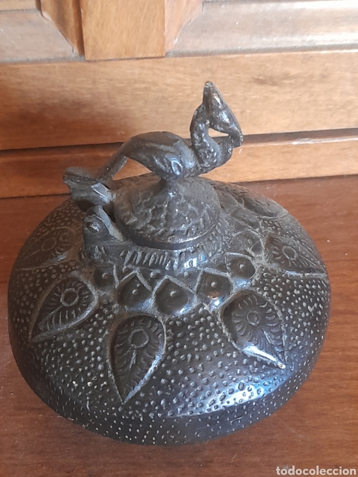 Escriban&iacute;a: Antiguo tintero de bronce - Foto 2