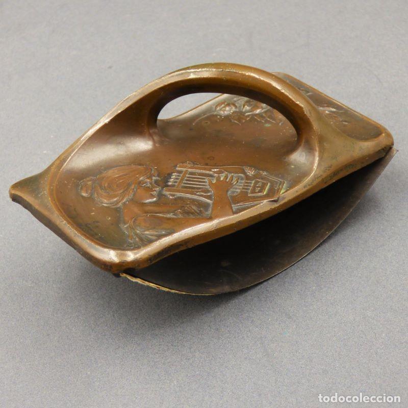 Escriban&iacute;a: Secante Art Nouveau de Bronce. 1900 - 1920 - Foto 2