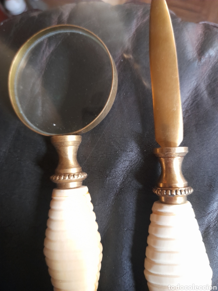 Escriban&iacute;a: Antiguo abrecartas y lupa de bronce y celuloide - Foto 2