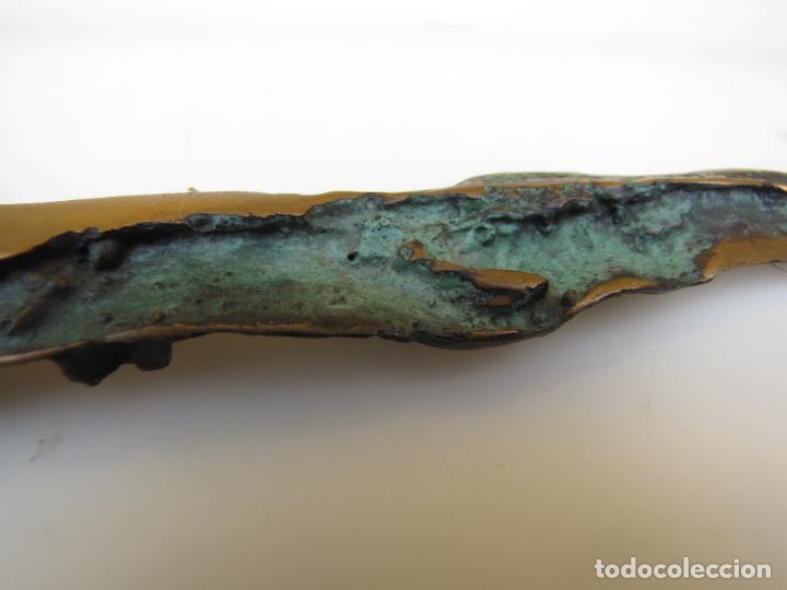 Escriban&iacute;a: 48.- abrecartas abstracto de bronce macizo. Publicidad - Foto 8