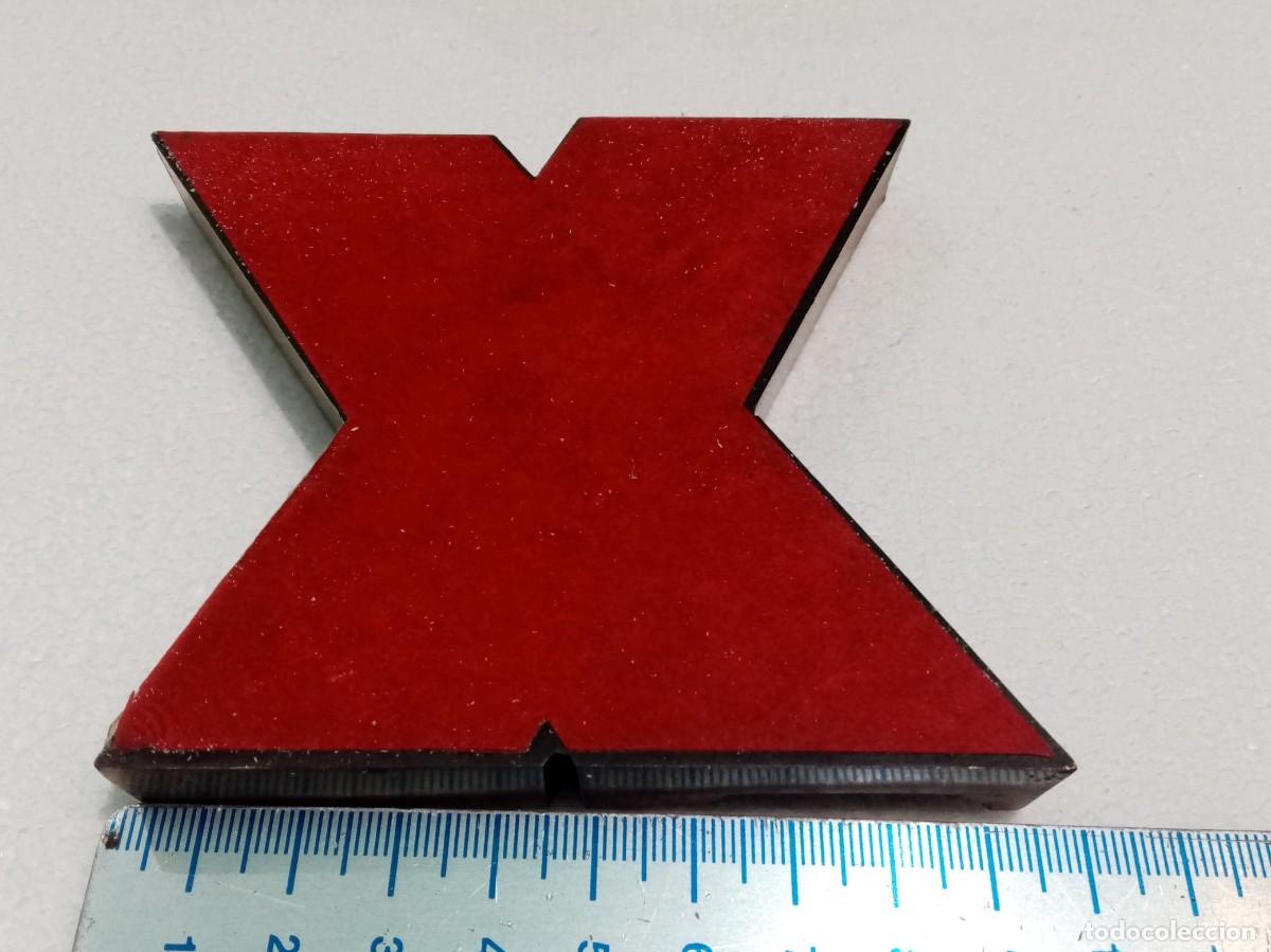 Escriban&iacute;a: PISAPAPELES MONAR 1991 DE BRONCE DE DISE&Ntilde;O - Foto 8