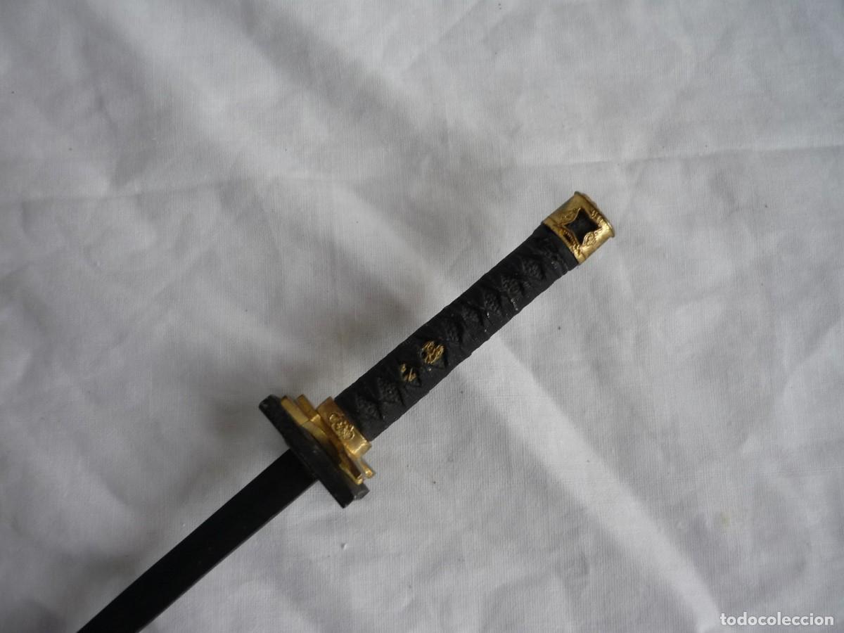 Escriban&iacute;a: Abrecartas met&aacute;lico en forma de espada en miniatura, samurai - Foto 6
