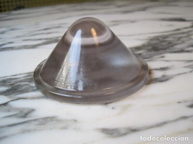 Escriban&iacute;a: PISAPAPELES DE CRISTAL - C&Oacute;NICO - Foto 2