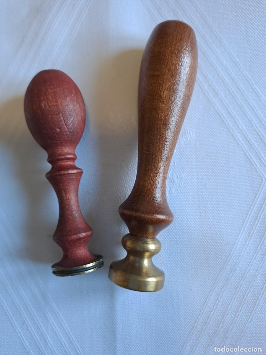 Escriban&iacute;a: Dos sellos de para lacre. De madera y bronce - Foto 2