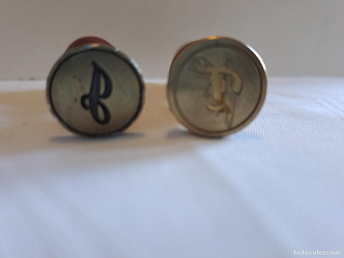 Escriban&iacute;a: Dos sellos de para lacre. De madera y bronce - Foto 3