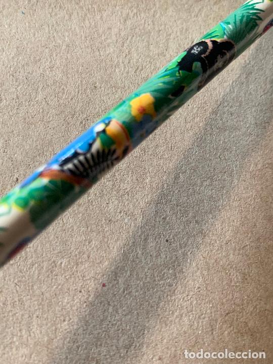 Escriban&iacute;a: Bonito lapiz con estampado de animales de la selva. Mide unos 17cms - Foto 4