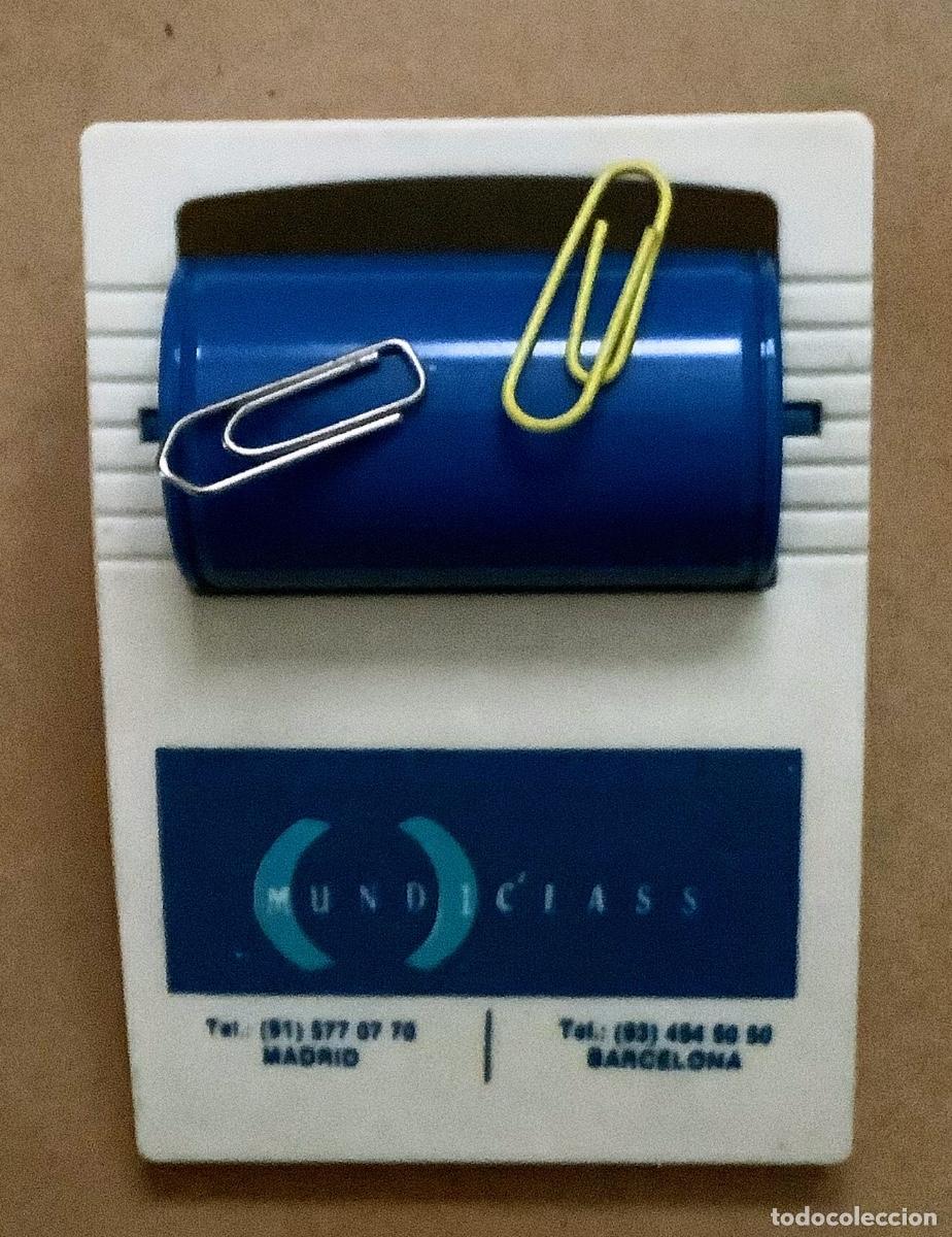 Escriban&iacute;a: Portaclips de pl&aacute;stico con rueda imantada - Foto 1