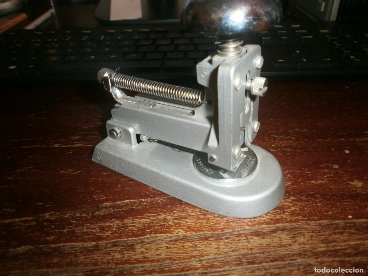 Escriban&iacute;a: GRAPADORA DE MESA EL CASCO ALUMINIO MODELO 1 - 11 CM. - Foto 2