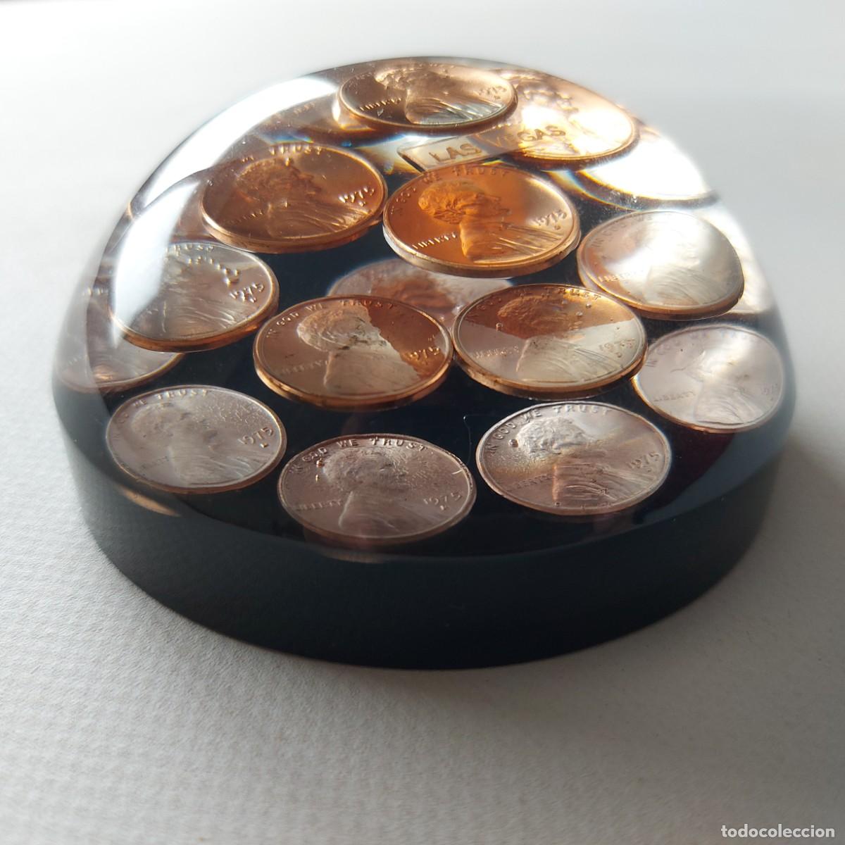 Escriban&iacute;a: PISAPAPELES &rdquo;LAS VEGAS&rdquo; CON MONEDAS - Foto 1