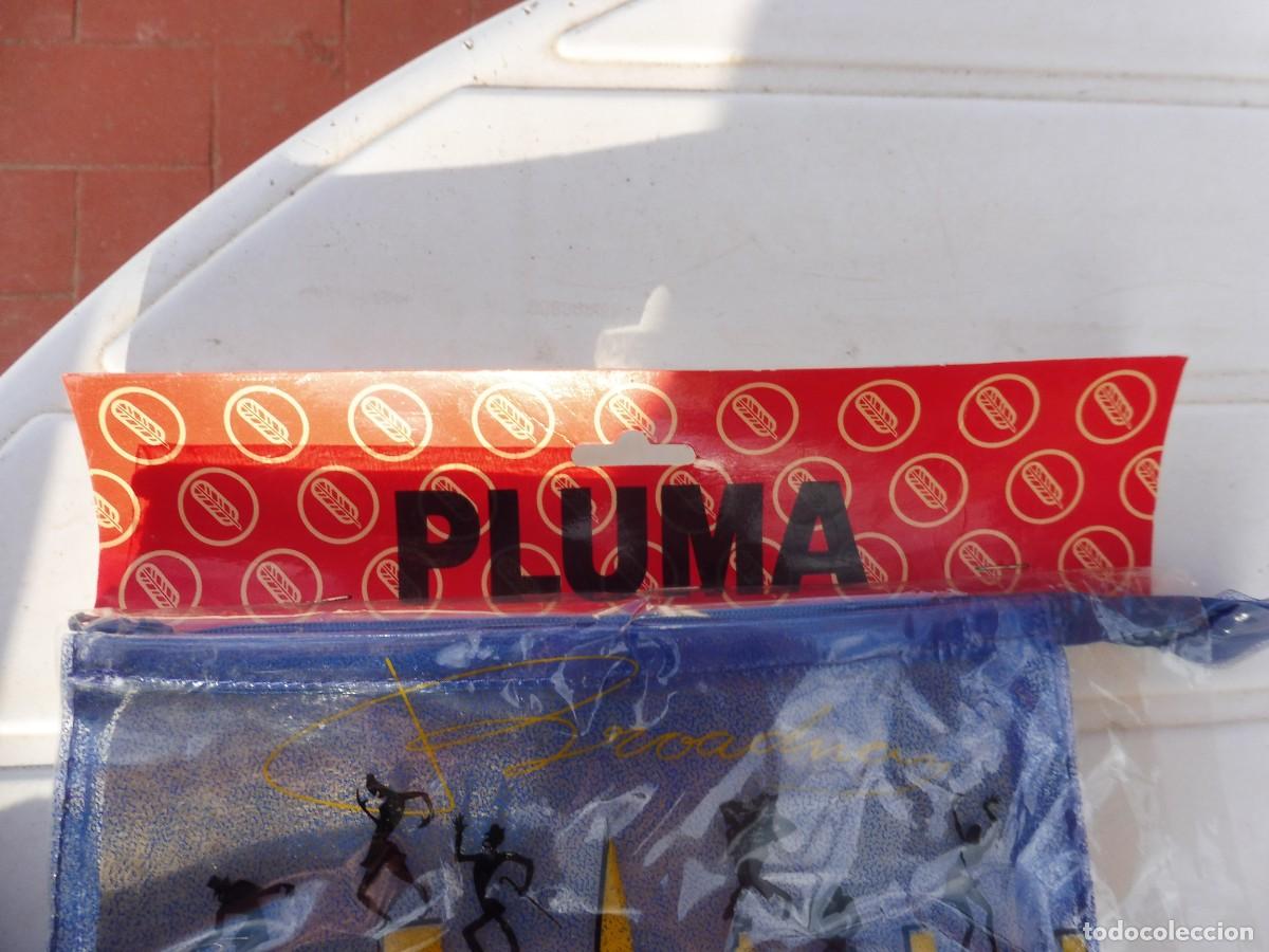 Escriban&iacute;a: Expositor 5 estuche escolar marca pluma vintage - Foto 5