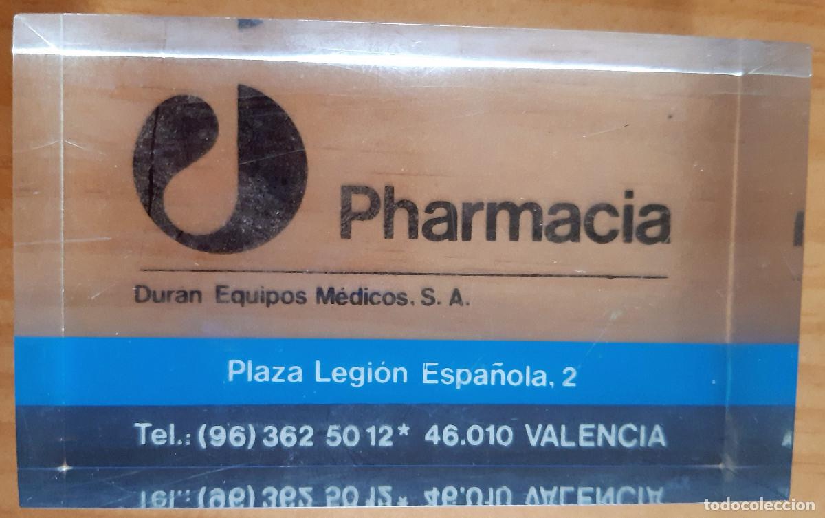 Escriban&iacute;a: PISAPAPELES - METACRILATO - PERFECTO ESTADO - Foto 1