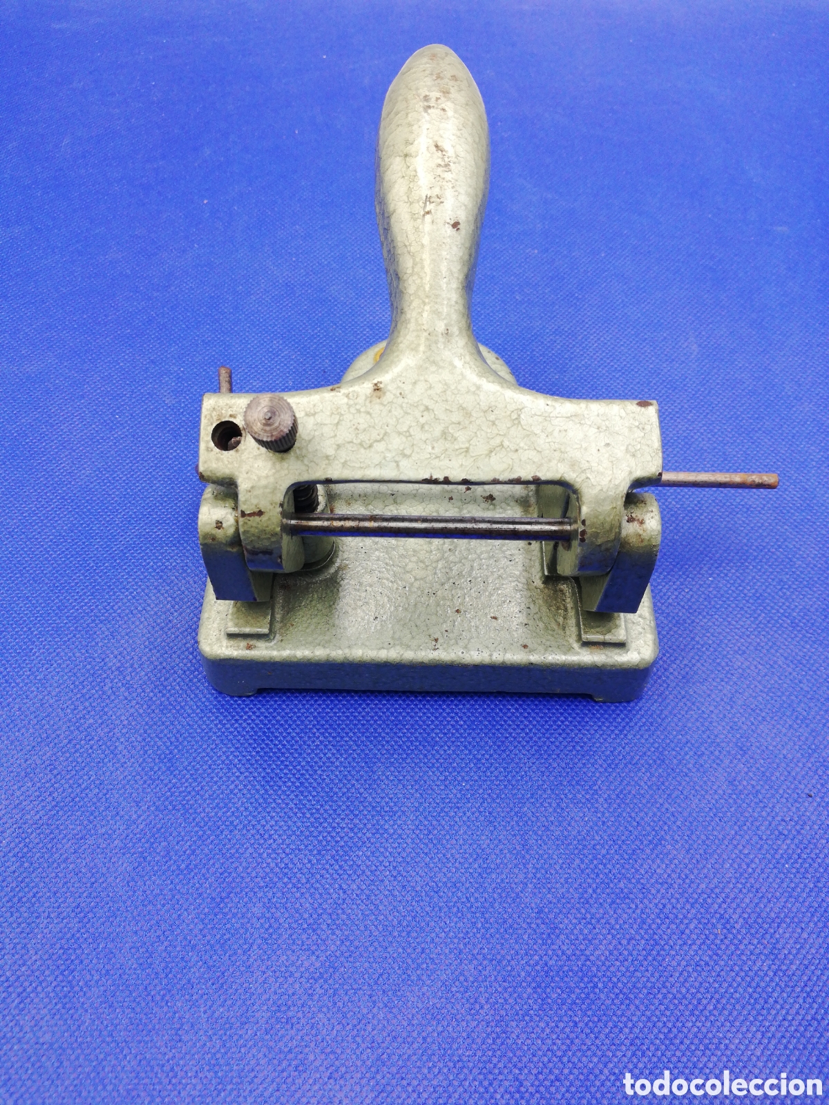 Escriban&iacute;a: Antiguo taladro de papel Leober. - Foto 2