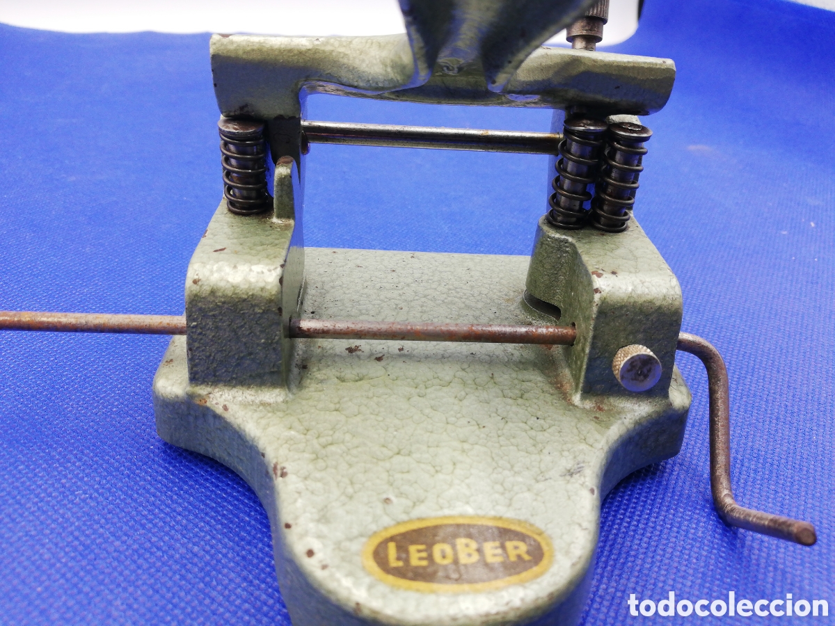 Escriban&iacute;a: Antiguo taladro de papel Leober. - Foto 5