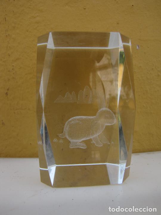 Escriban&iacute;a: 66.- Pisapapeles cristal conejo - Foto 1