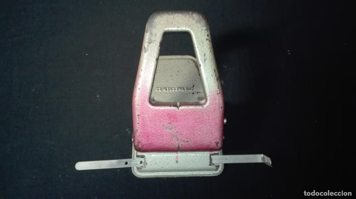 Escriban&iacute;a: PERFORADORA DE PAPEL SOENNECKEN 23 - Foto 2