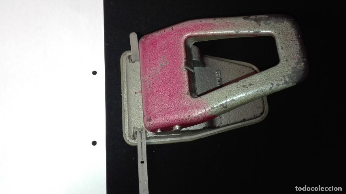 Escriban&iacute;a: PERFORADORA DE PAPEL SOENNECKEN 23 - Foto 9