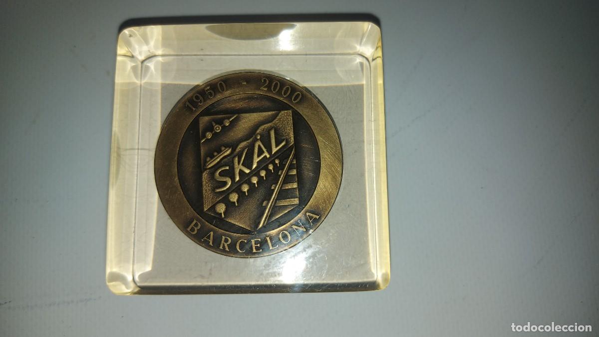 Escriban&iacute;a: PISAPAPELES SKAL BARCELONA - Foto 4