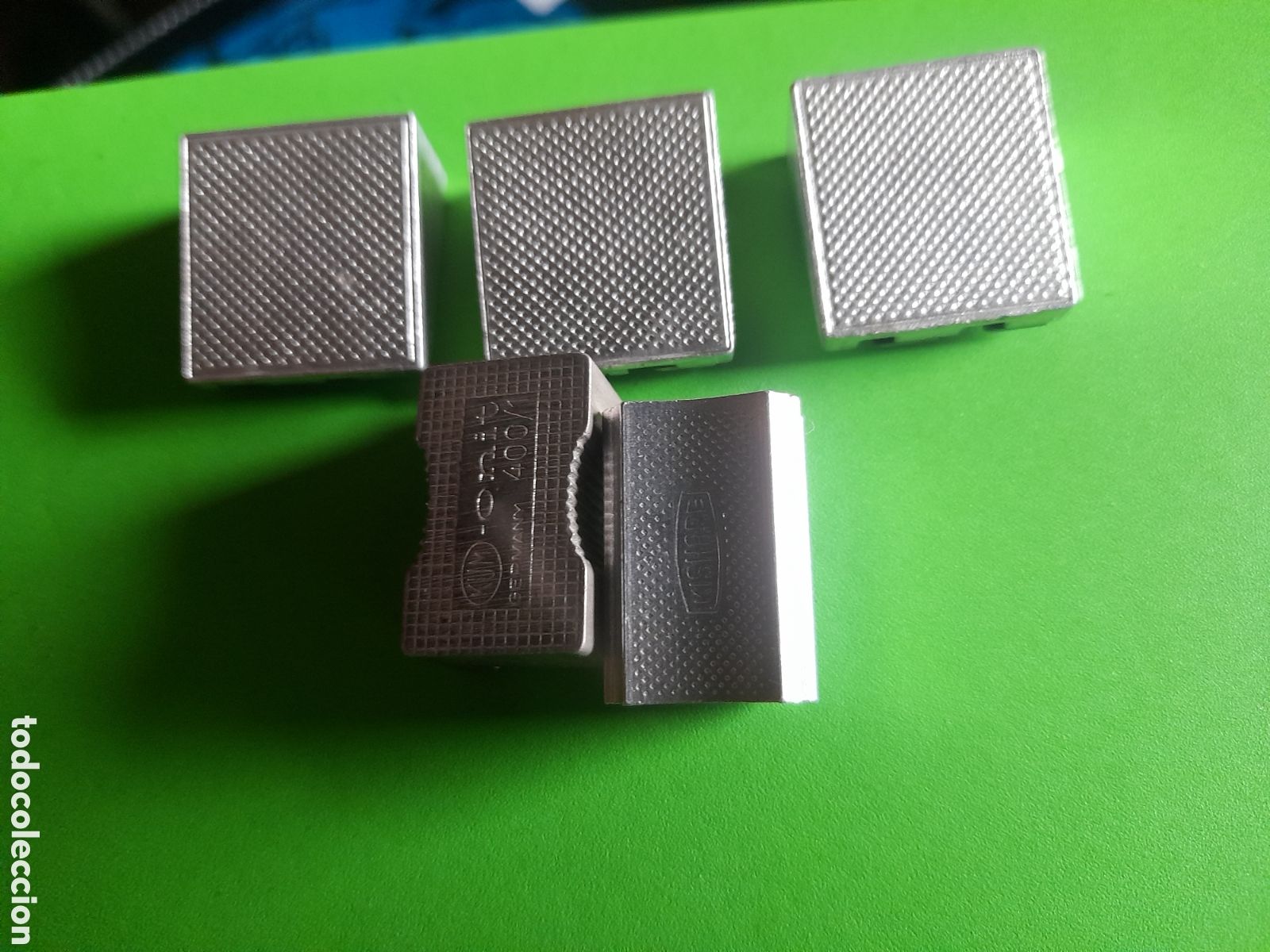 Escriban&iacute;a: Lote de 5 sacapuntas met&aacute;licos - Foto 3