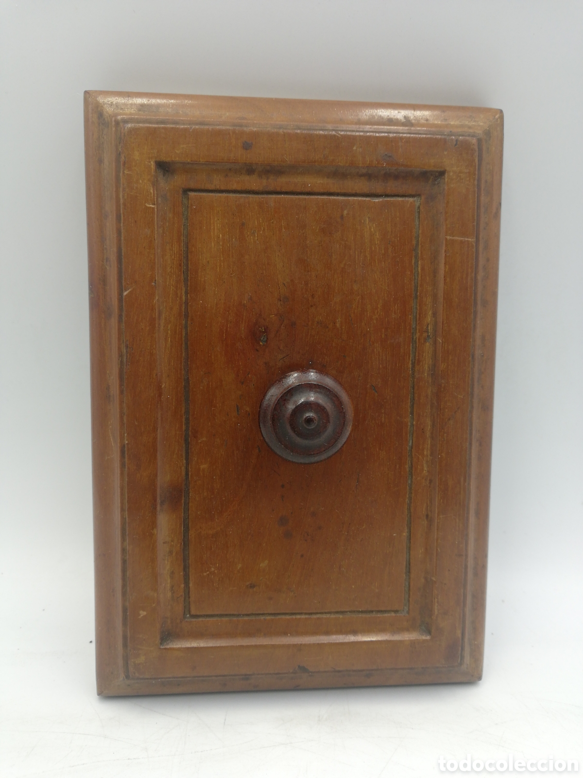 Escriban&iacute;a: Antiguo pisapapeles de Madera labrada. - Foto 3